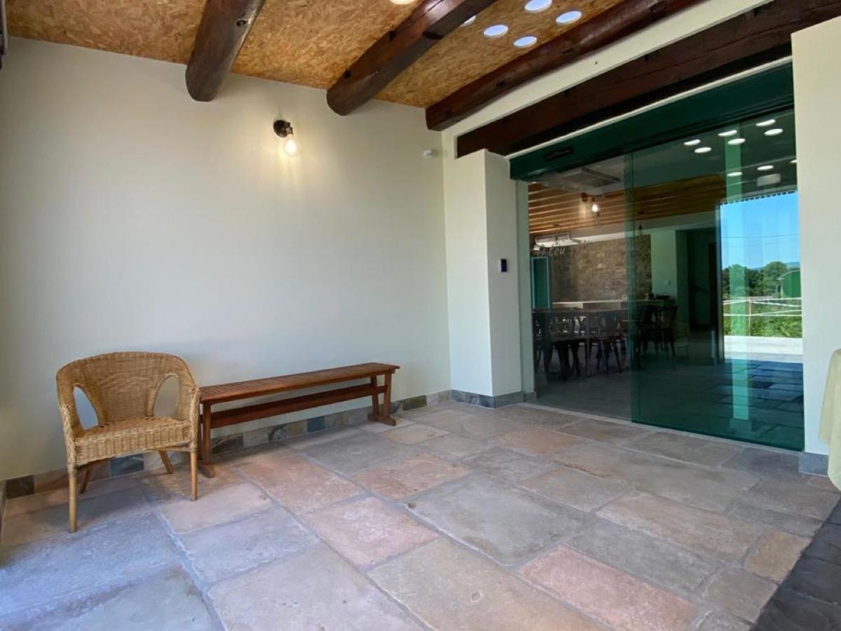 O Teu Sitio Hostel Рибадео Екстериор снимка
